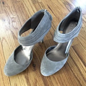 Nine West Suede Garinoo Heel
